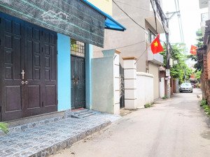 bán đất đẹp phương canh, trịnh văn bô. mặt ngõ, ô tô vào nhà. gần phố và gần cđ fpt, đh cn đông á