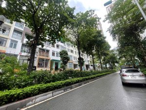 cần bán nhà mặt phố vip nguyễn hoàng-mỹ đình-vỉa hè -kinh doanh -hiếm-có hoàn công 90m2*9t,=43.5 tỷ