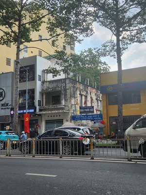 bán nhà 2 mặt tiền trần phú p8q5 5.8x18m nở hâu 11m nhà 2 tầng chỉ 44 tỷ