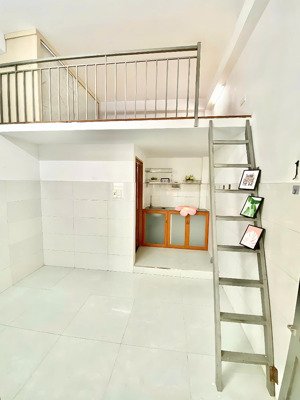 phòng trọ sinh viên có gác tại lê trọng tấn, bình tân , giá chỉ 2tr8