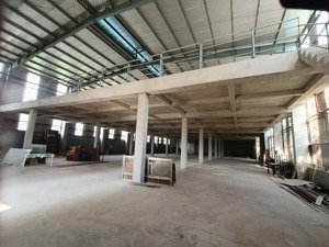 kho xưởng đầy đủ pccc, xuất vat, xe công vào, dt 2260m2 mặt đường biên giang, hà đông, 65k/m2.