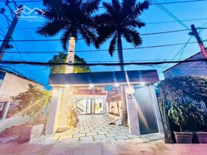 bán villa vườn view sông mt hẻm 1419 dt 138m2 giá 8tỷ600tr. duy nhất tại nhà bè. lh 