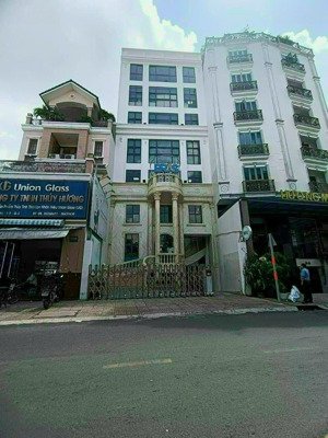 tòa nhà 2mt nguyễn phúc nguyên vs cmt8, 1400m2, ngang 9m nở hậu 13m, cn 236m2, 1 hầm 7t, giá 99tỷ