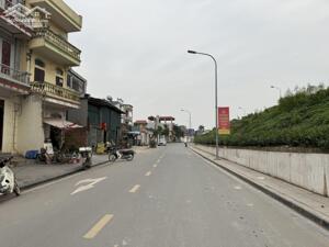 Cần bán mảnh đất đẹp mặt đường gom đê Vàng thuộc phường Phúc Lợi, Long Biên
