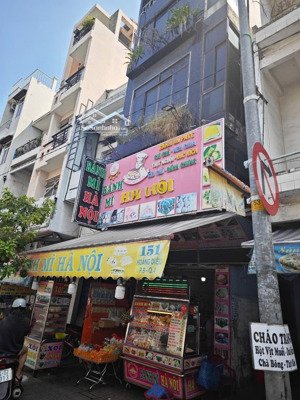 bán gấp mt vip 151 hoàng diệu p9 q4