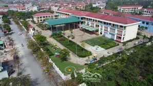 bán đất tại từ sơn đối diện trường học, chợ, siêu thị và công viên, sổ đầy đủ,k lỗi. lh 