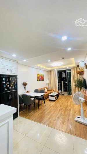 em chính chủ bán căn 2n2wc 72,5m nt cơ bản ban công đông nam cc the legend giá 7,4 tỷ có gia lộc