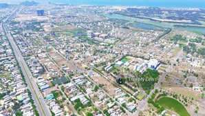 lô góc 2 mặt tiền ! view tt thương mại liền kề đh fpt giá chỉ 7.5 tỷ/337m2 lh 