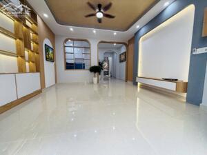 Nhà rộng mới, Bùi Thế Mỹ giao Ni Sư Huỳnh Liên, 5.6 tỷ