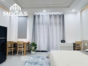 cho thuê phòng chdv cao cấp - studio cửa sổ trời full nội thất nằm ngay cầu bình lợi - gigamall
