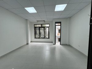 cho thuê văn phòng mỗ lao - thanh bình, diện tích khoảng 30m2, phòng mới đẹp