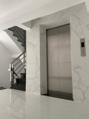 kết cấu khủng - khu sang cao thắng, p12, q10 - (5,1 x 20m) - kc: hầm + 7 tầng - chỉ 27 tỷ tl