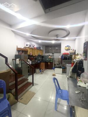 Bán nhà 4 tầng gỗ quý Phú Hữu, đối diện Melosa Garden – chỉ hơn 6 tỷ xíu