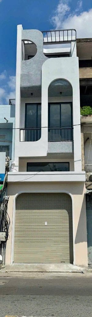 bán nhà mặt tiền trung tâm quận 5 giá chỉ 9.7 tỷ ở & kinh doanh tuyệt vời - 9,7 tỷ