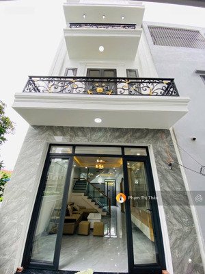 nhà độc lập 3 tầng sân cổng rộng văn cú, an đồng ô tô vào tận nhà