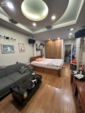 Bán nhà mặt phố Hồ Văn Chương, Đống Đa, view Hồ, tiện kinh doanh 8 tầng 62m2 giá 37 tỷ