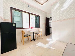 chính chủ cho thuê phòng studio full nội thất - đường lê quang định, p14, bình thạnh