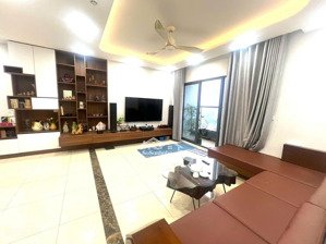 cần bán gấp căn hộ 143m2 hpc landmark văn khê, trục căn đẹp nhất tòa, hướng góc đông - nam cực hiếm