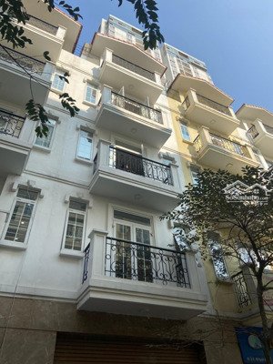 chính chủ cho thuê nhà liền kề số 1a ngõ 39 trần kim xuyến. dt: 90m² x 5 tầng, mt: 5m. giá 35 triệu