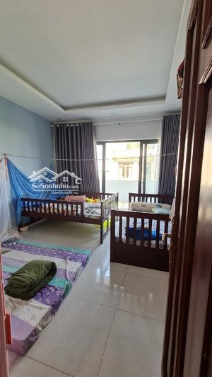 nhà nội thất gỗ quý đường 882 phú hữu tp thủ đức