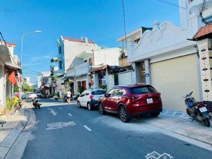 bán nhà mặt tiền châu văn biếc p.thắng tam tp.vt gđ xây ở tâm huyết. vị trí đẹp. giá 9,99 tỷ