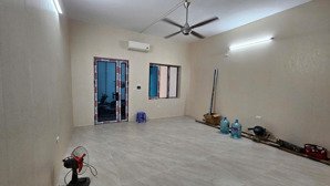 cần cho thuê 2 phòng ở ngõ 279 đội cấn, ba đình, 28m2, 1 ngủ, 1 bếp, 1 vệ sinh