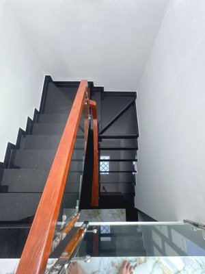 bán nhà-hoàng hoa thám, bình thạnh, diện tích 36m2(4pn,4wc,5 tầng).