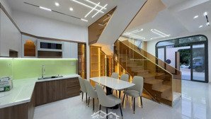 bán nhà hồ bá kiện vị trí vàng q10 dt (8x25m công nhận 232m2) tiện xây mới chỉ 33 tỷ