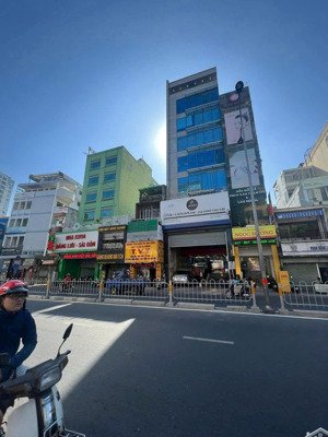 gấp bán! bán nhà mặt tiền thương hiệu hoàng văn thụ - dt 4,2x30m 5 tầng có hđt 100tr/th giá 27,7 tỷ