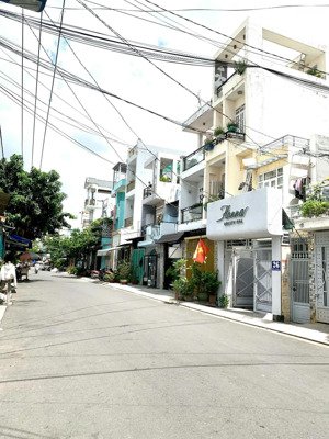 bán nhà mặt tiền nở hậu ngang gần 9m dài 21m - quận 7 giá 16tỷ tl ra lý phục man khu đồng bộ