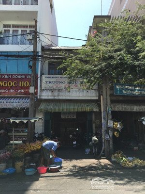 bán nhà mặt phố đường bàu cát, p14 tân bình. ngay chợ bà hoa, giá chỉ 13.5 tỷ