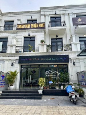 cho thuê biệt thự giá rẻ 18tr/th làm văn phòng kết hợp ở tại vinhomes ocean park gia lâm