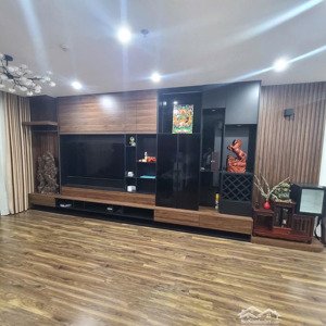 bán căn hộ cao cấp toà n03-t5 - căn góc dt: 133m 3pn2vs - full nội thất đẹp - giá trị trường