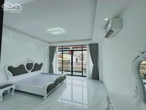 BÁN NHÀ 6 TẦNG FULL NỘI THẤT NỞ HẬU DUY NHẤT TẠI HOÀNG HOA THÁM