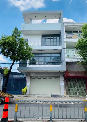 mặt tiền kinh doanh sầm uất chỉ 1 căn duy nhất giá rẻ tại 10a hoàng hoa thám, bình thạnh