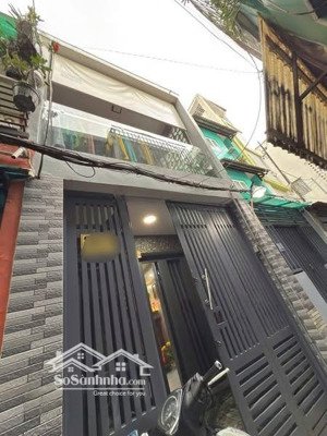 4,89 tỷ nhà hẻm xe hơi p8 3x14 ( 1 lầu ) nhà đẹp ở liền