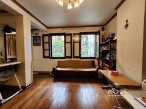 căn hộ tập thể mặt phố vip -gần ô tô đỗ-view đẹp-3 thoáng-thiết kế homestay-đầu tư hiệu suất-chỉ 8,