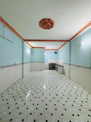 hiếm có chỉ 1 căn mt đường út tịch, p4 tân bình- 45m2- 4 tầng. giá tốt 10.x tỷ