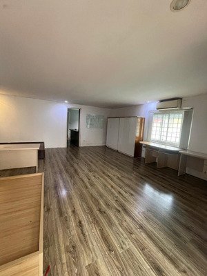 cho thuê căn hộ mặt phố nguyễn công hoan - diện tích 105m2 - 9,5tr/ 1 tháng