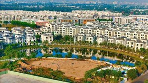 bán biệt thự căn góc đắc địa sẵn hợp đồng thuê giá 40 tỷ rẻ nhất thị trường . lh lv cc