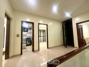 cho thuê nguyên căn biệt thự tại khu sao đỏ siêu xịn sò