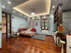 bán nhà phân lô, ô tô tránh, thang máy phạm tuấn tài, cầu giấy 85m2 5 tầng mt 6m 29.5 tỷ