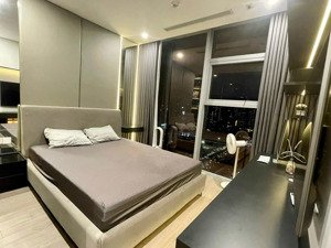 gia đình cần bán căn hộ 2pn 2 vệ sinh, diện tích 62m2, 4.7 tỷ - 897 giải phòng 