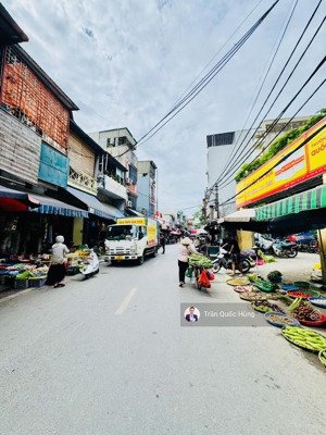 bán nhà bạch đằng - ngõ 3 gác tránh xe máy - 43m2 - 8.2 tỷ - gần phố, giữ tiền tốt, ở cũng tốt.