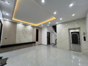 bán nhà văn cao ba đình 56m2, mặt tiền 6m 6 tầng thang máy, ở ngay không phải sửa