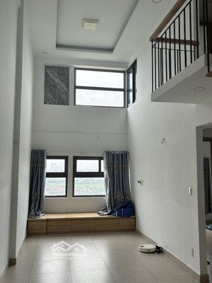 siêu hiếm - căn góc duplex citi esto - view landmark 81 -full nội thất - gió mát cả ngày .