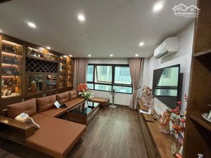 siêu hiếm, tòa nhà 8 tầng thang máy, vị trí đắc địa cầu giấy, 60m2, 8 tầng, chỉ 25 tỷ