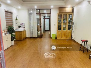 tôi chính chủ cho thuê 50m2 sàn tầng 3 trong tòa nhà 7 tầng thang máy tô hiệu - hà đông. giá 8tr/th
