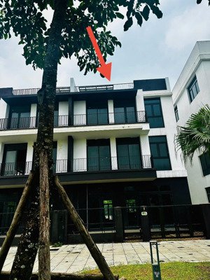 bán suất ngoại giao liền kề hado charm villas hướng đông nam giá nhỉnh 20 tỉ