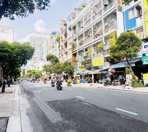 bán nhà mặt phố nguyễn trãi, 24 tỷ, 44m2, 4 tầng, 3pn, mặt tiền 4.1m, pháp lý đầy đủ